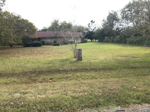 99B El Dorado Ln, Friendswood, TX 77546 - photo 1