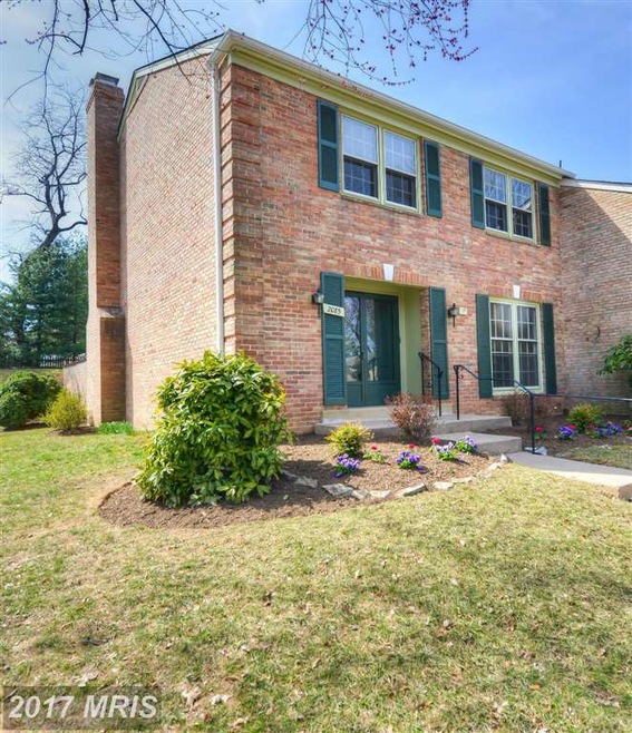 2085 Hopewood Dr, Falls Church, VA 22043 - photo 1