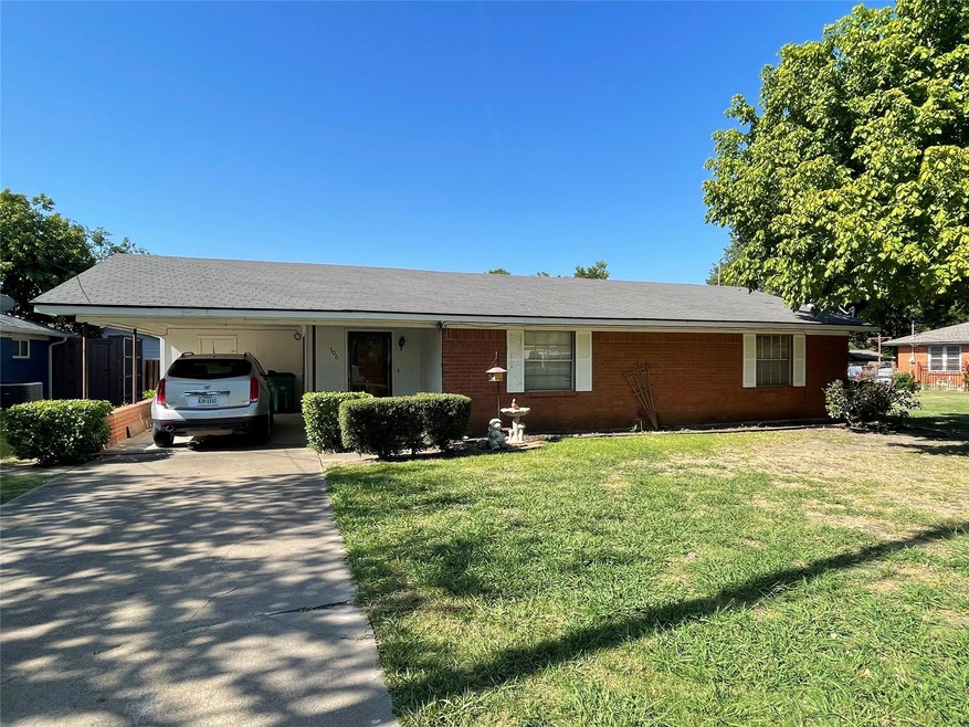 306 W Ash St, Celina, TX 75009 - photo 1