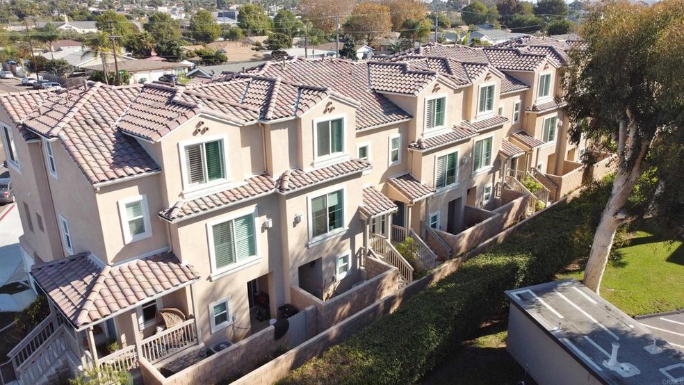 719 Magnolia Ave, Carlsbad, CA 92008 - photo 1