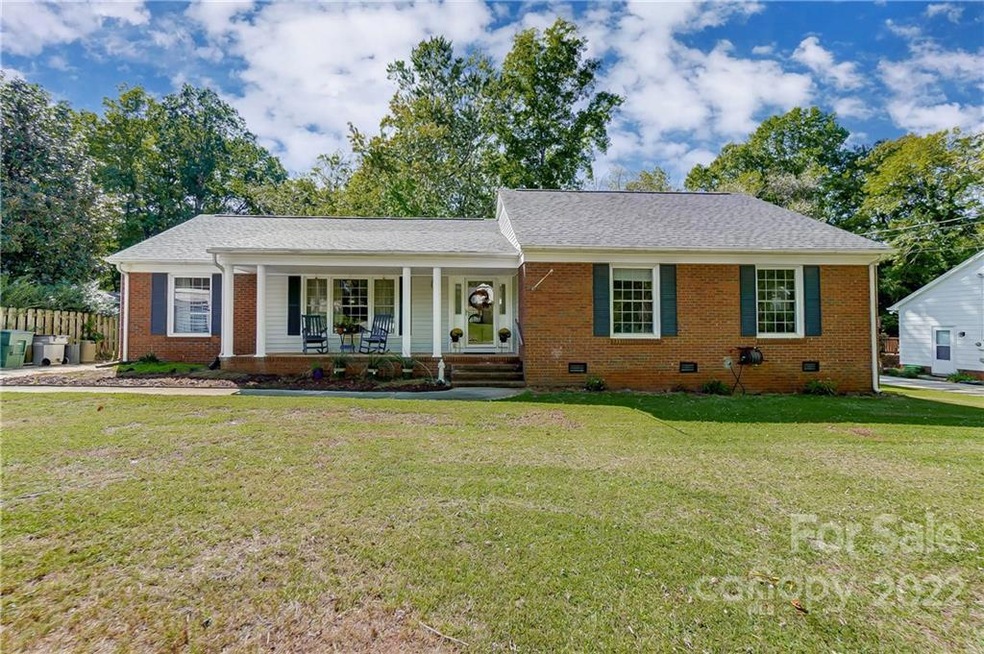 Sold $305,000 • Co-Listing Agent