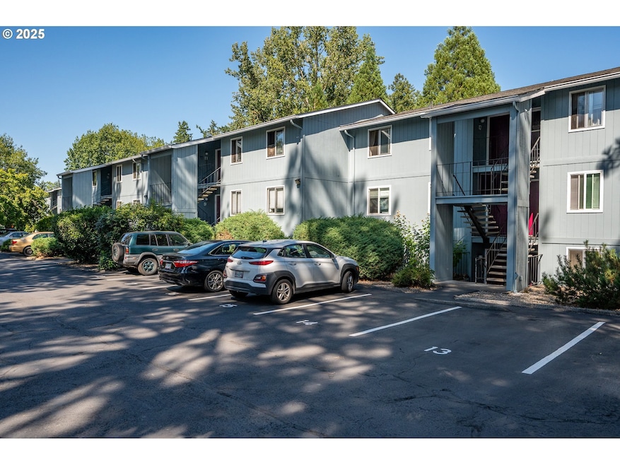 10010 SW Hall Blvd unit 14, Portland, OR 97223 - photo 1