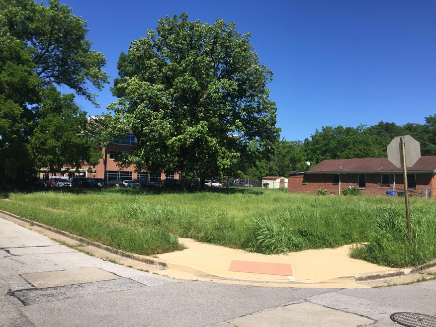 2201 Ivy St, Chattanooga, TN 37404 - photo 1