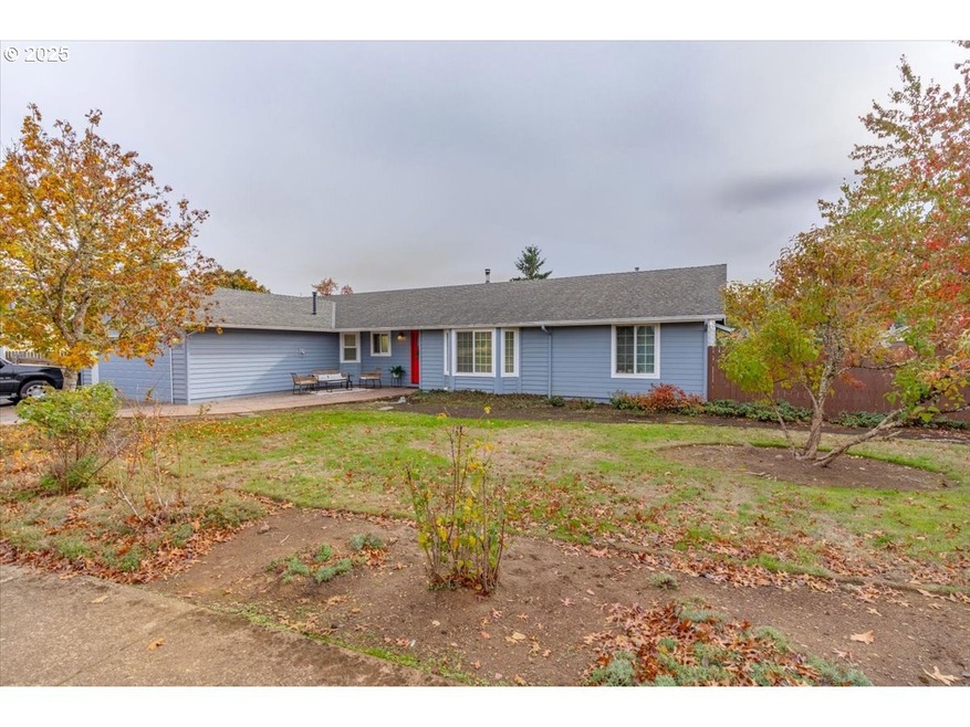 1393 SW Alexander Dr, Dallas, OR 97338 - photo 1
