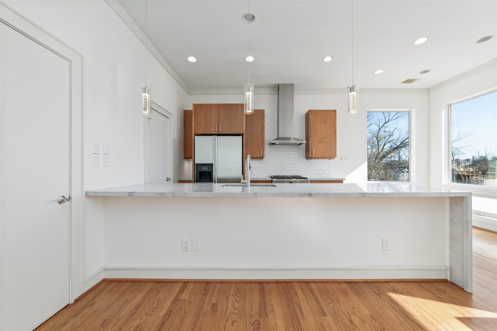 821 W 25th St unit A, Houston, TX 77008 - photo 1