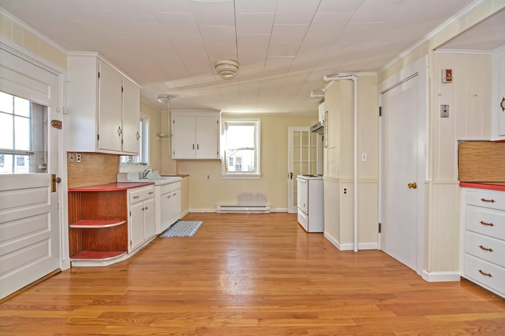 19 Quirk Ct, Newton, MA 02458 - photo 1