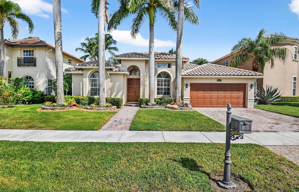 For Sale $759,813 • Co-Listing Agent