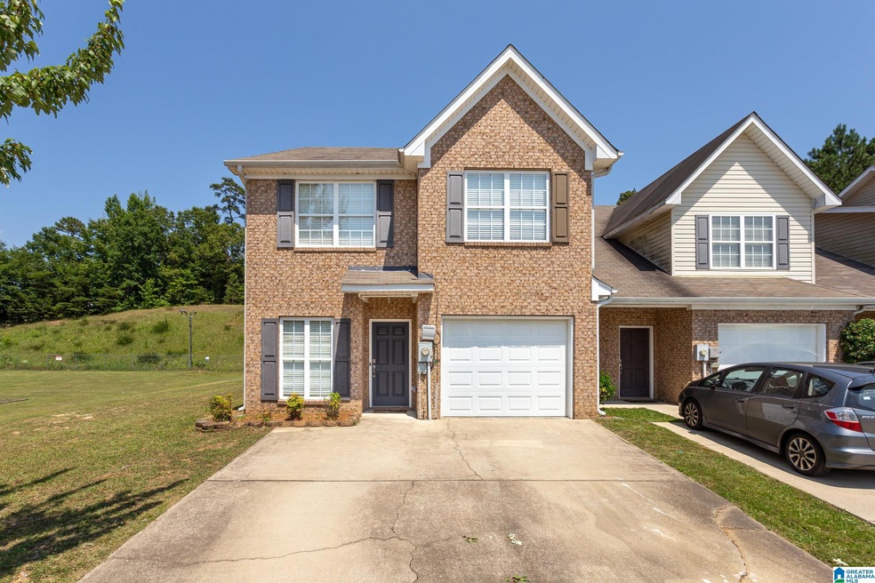 2088 Queens Ct, Moody, AL 35004 - photo 1
