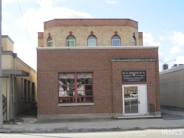 209 S 2nd St, Elkhart, IN 46516 - photo 1