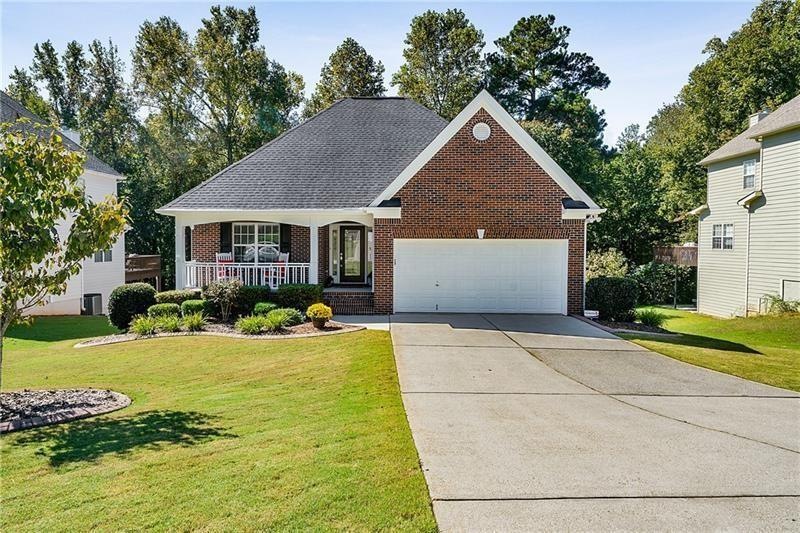 4704 Austin Hills Dr, Suwanee, GA 30024 - photo 1