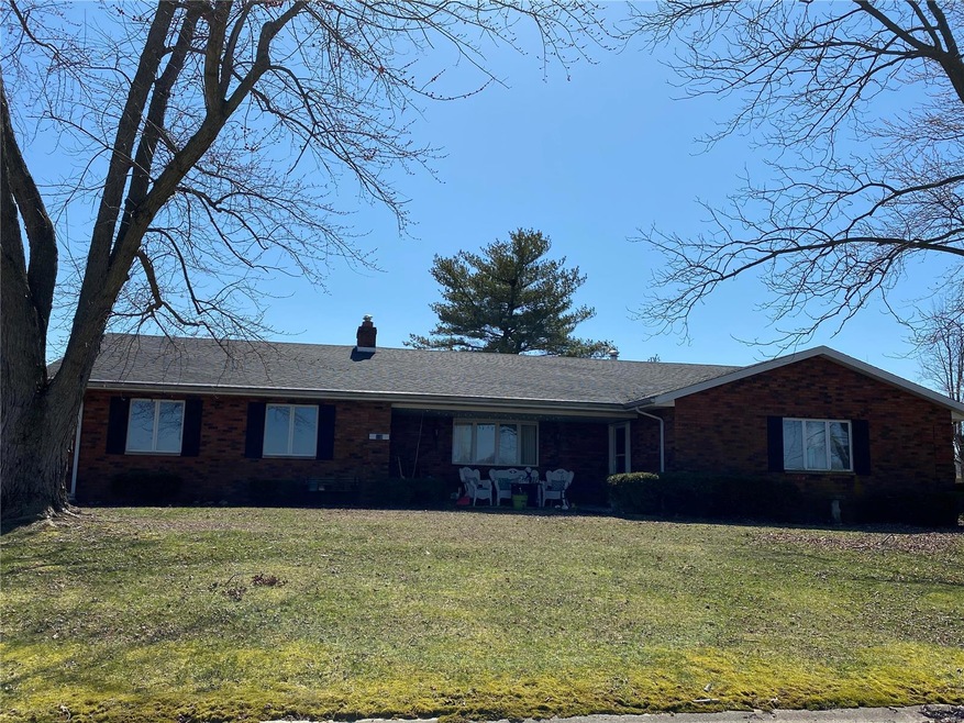 110 Willow Dr, Freeburg, IL 62243 - photo 1