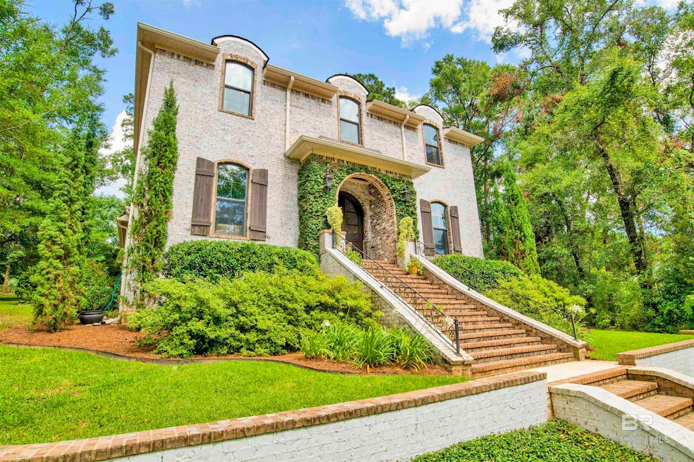 Under Contract $799,000