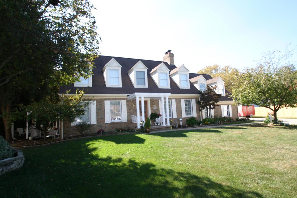 6311 Westbrook Place, Worthington, OH 43085 - photo 1