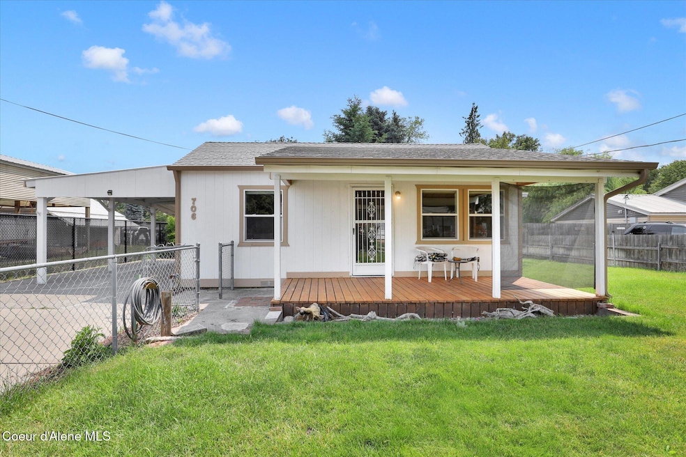 706 W Davidson Ave, Coeur D Alene, ID 83814 - photo 1