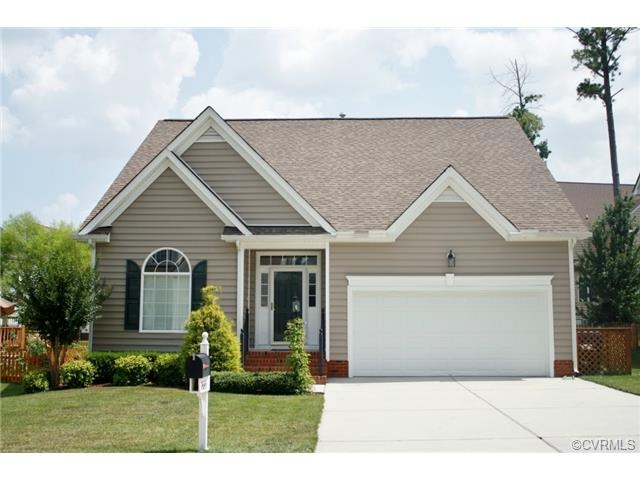 Welcome to 14643 Windjammer Drive in beautiful Edg