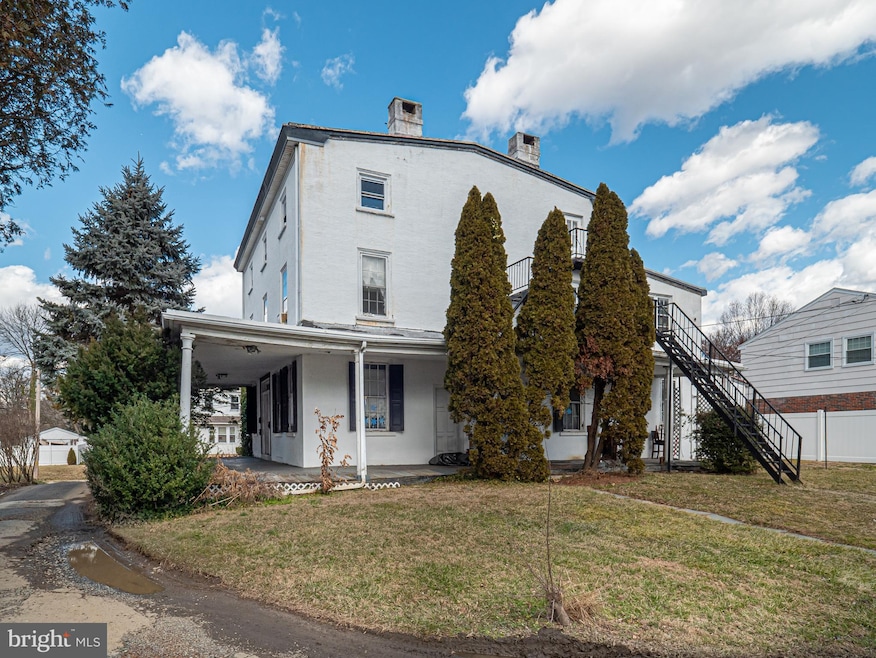 14 E Albemarle Ave, Lansdowne, PA 19050 - photo 1