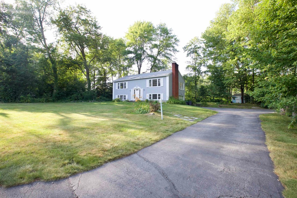 18 Castle Dr, Hooksett, NH 03106 - photo 1