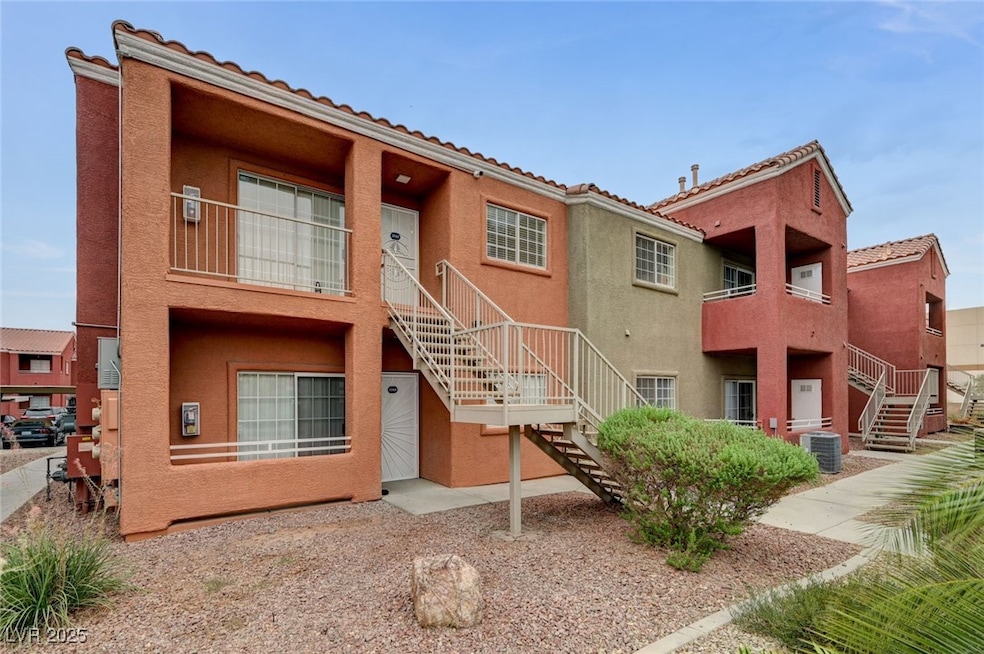 4730 E Craig Rd unit 2163, Las Vegas, NV 89115 - photo 1