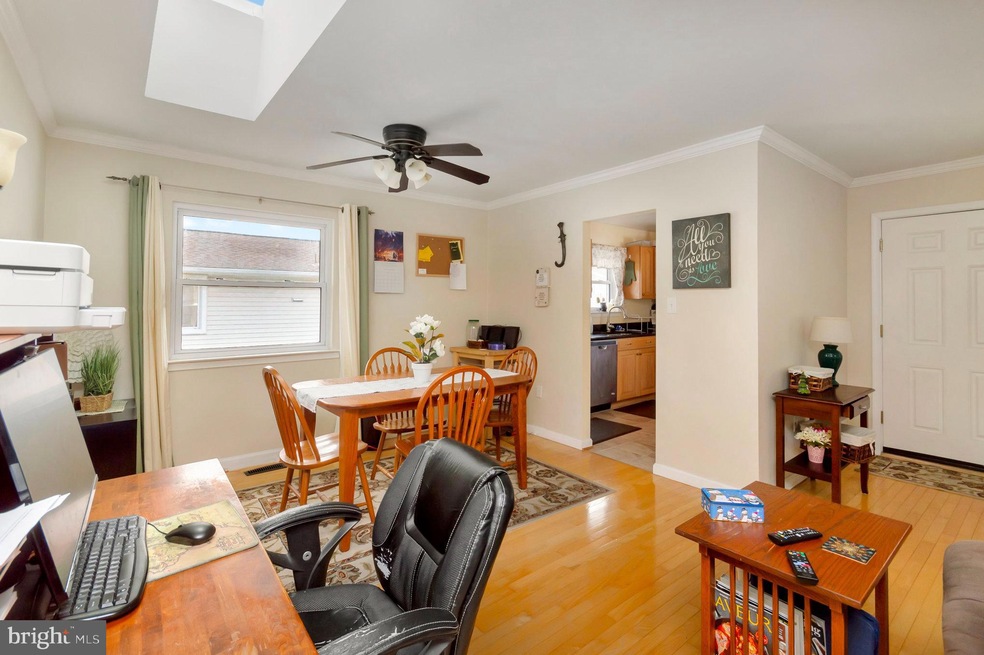 9324 Woodlea Ct, Manassas, VA 20110 - photo 1