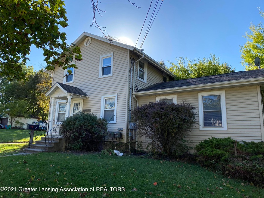 1443 Roselawn Ave, Lansing, MI 48915 - photo 1