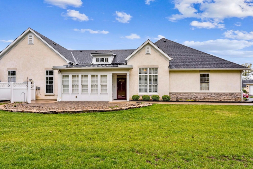 6012 Eiger Dr unit 6012, Columbus, OH 43213 - photo 1