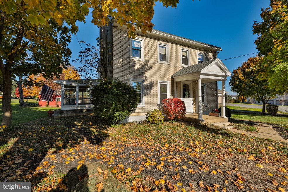 4915 Lower MacUngie Rd, Macungie, PA 18062 - photo 1