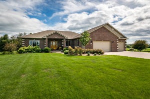 318 Maple Blvd. Wilton, IA