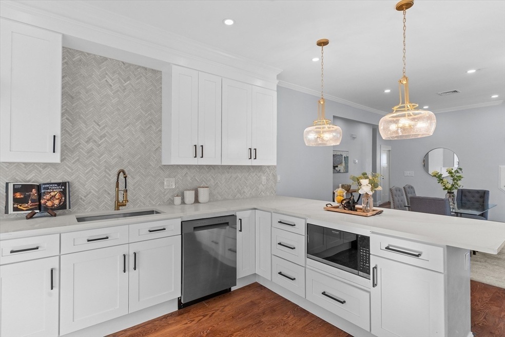 46 Addison St unit 2, Chelsea, MA 02150 - photo 1