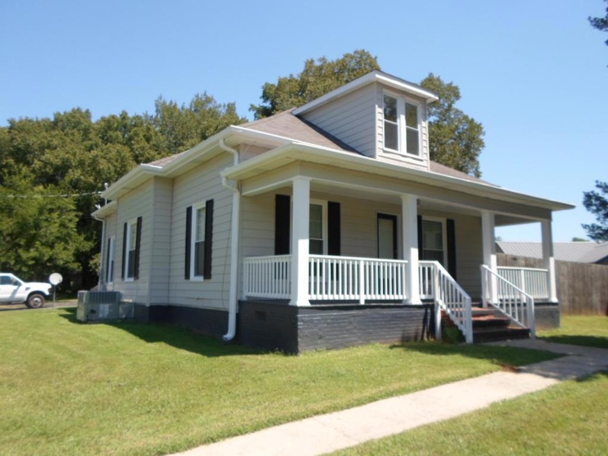 502 Lewis Ave, Shelbyville, TN 37160 - photo 1