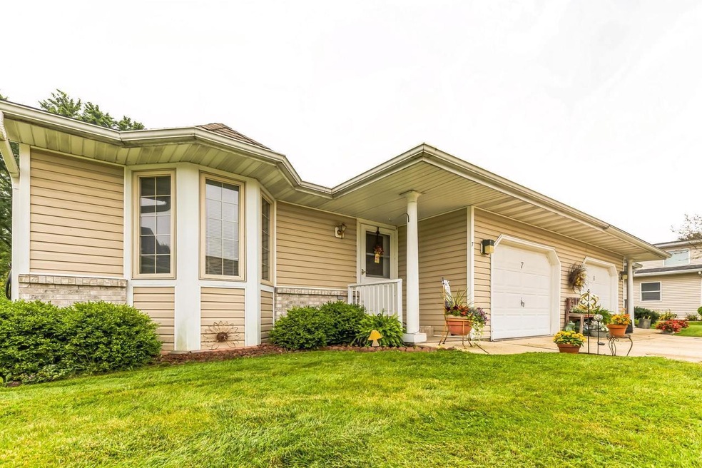 602 E Madison Ave, Milton, WI 53563 - photo 1