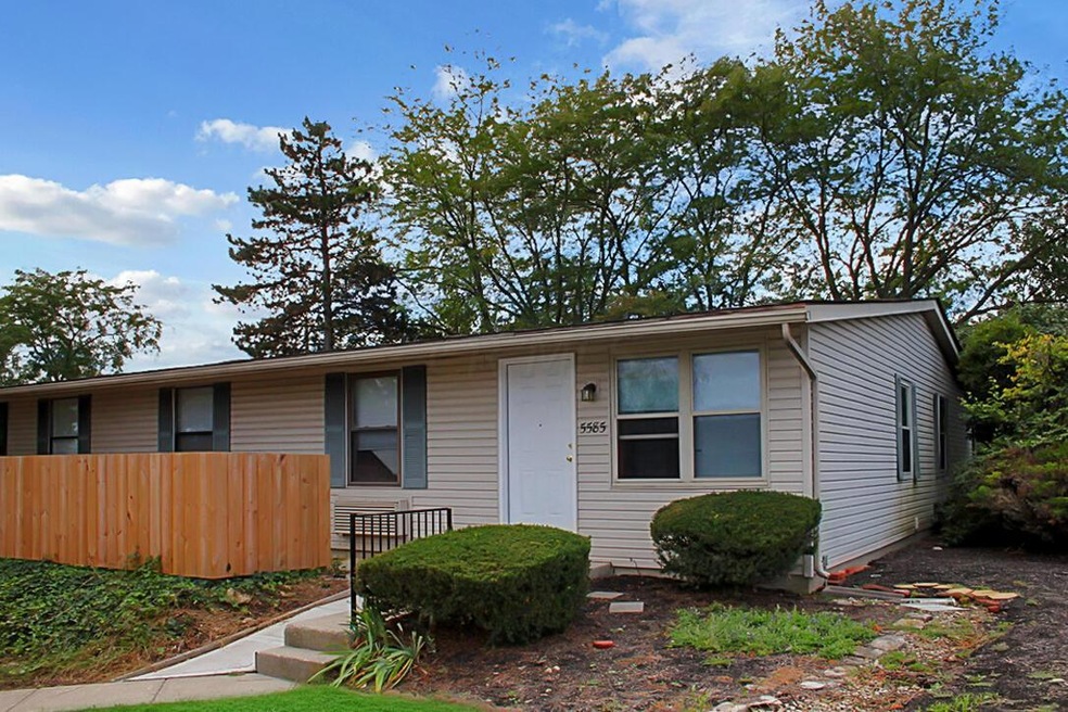 5585 Pipers Meadow Dr unit 5585, Columbus, OH 43228 - photo 1