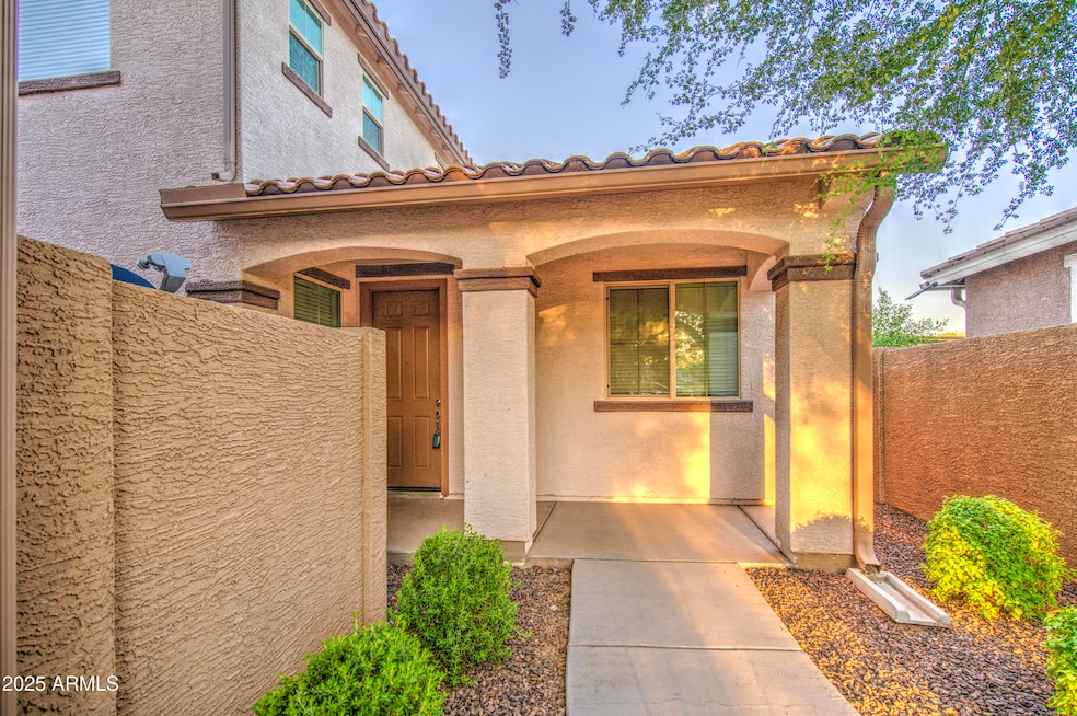 Under Contract $320,000