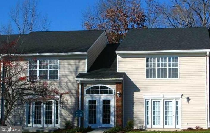 15554 Horseshoe Ln unit 554, Woodbridge, VA 22191 - photo 1