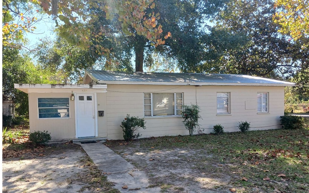 538 SE Dade St, Lake City, FL 32025 - photo 1