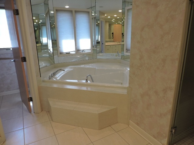 3618 Ari Ln, Glenview, IL 60026 - photo 1