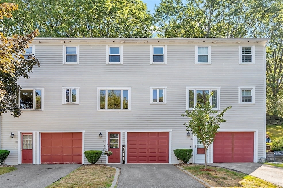 106 Park Ave W unit D9, Lowell, MA 01852 - photo 1