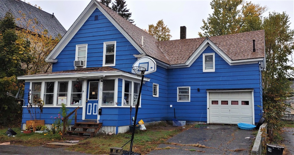 31 Spruce St, Millinocket, ME 04462 - photo 1