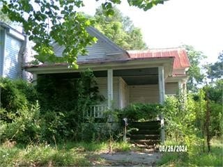 Front image from W Pine