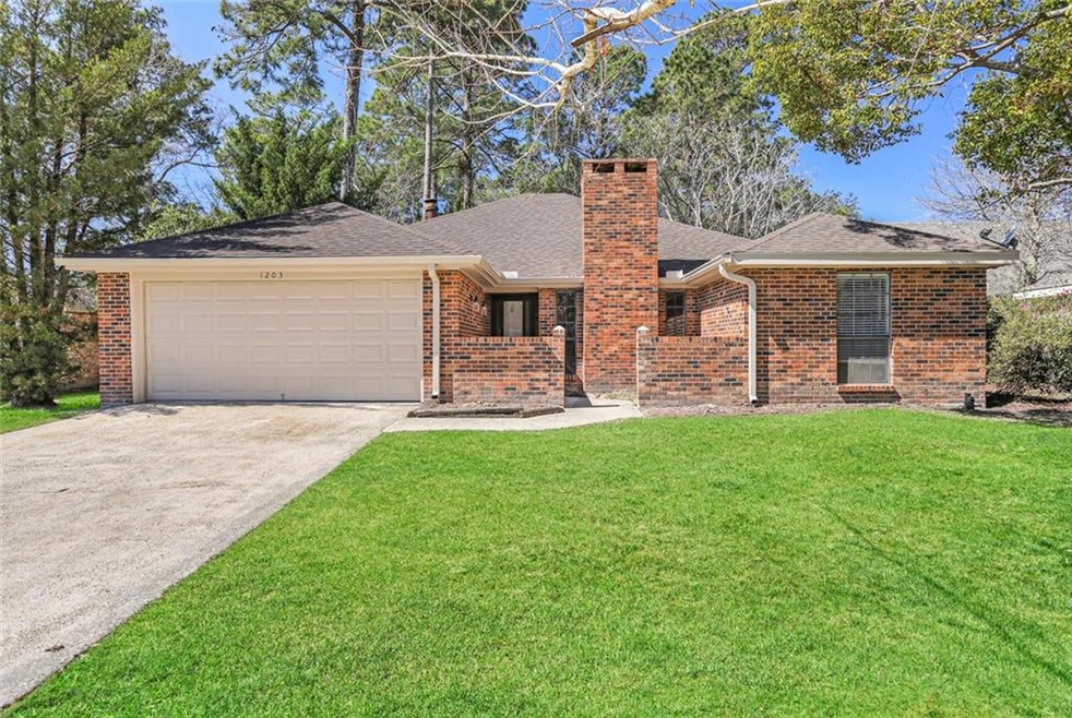 1203 Patriot Dr, Slidell, LA 70458 - photo 1