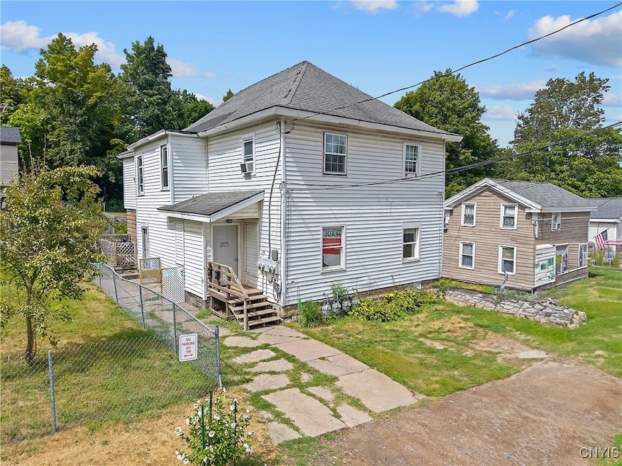 6 N 4th St unit 2, Fulton, NY 13069 - photo 1