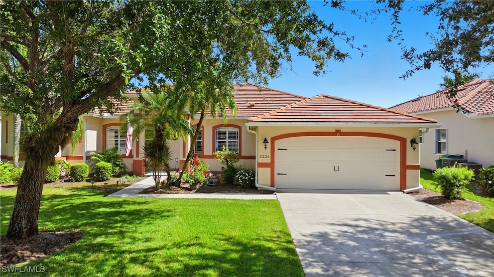 3236 Potomac Ct, Naples, FL 34120 - photo 1