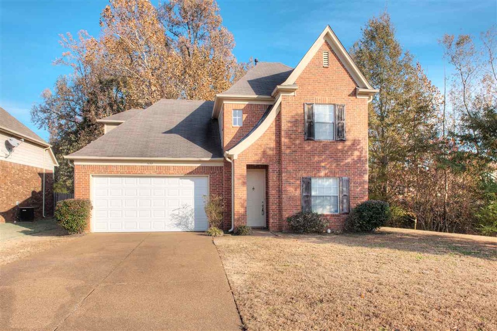 Wow! Beautiful NEW Carpet AND Paint and in   Move-