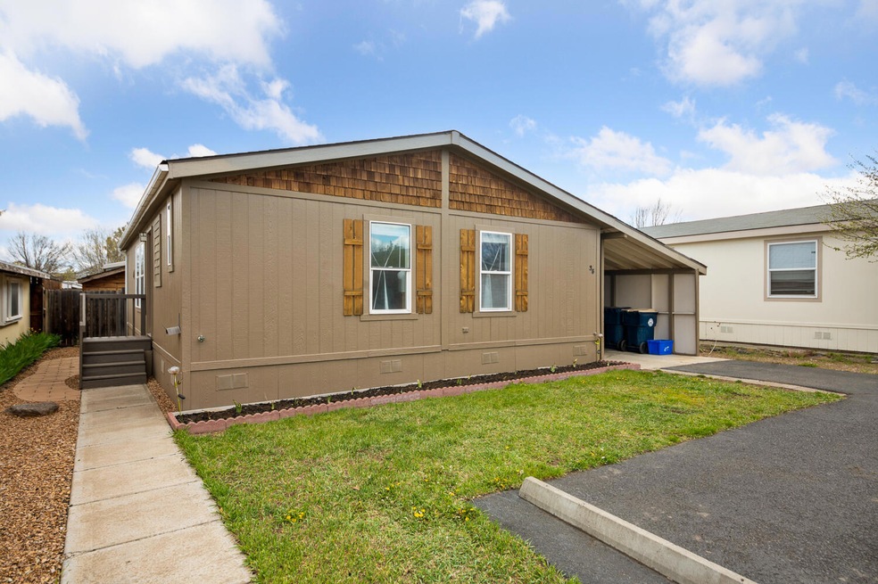 1201 SW 28th St unit 35, Redmond, OR 97756 - photo 1