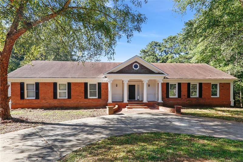 6263 Giles Rd, Lithonia, GA 30058 - photo 1