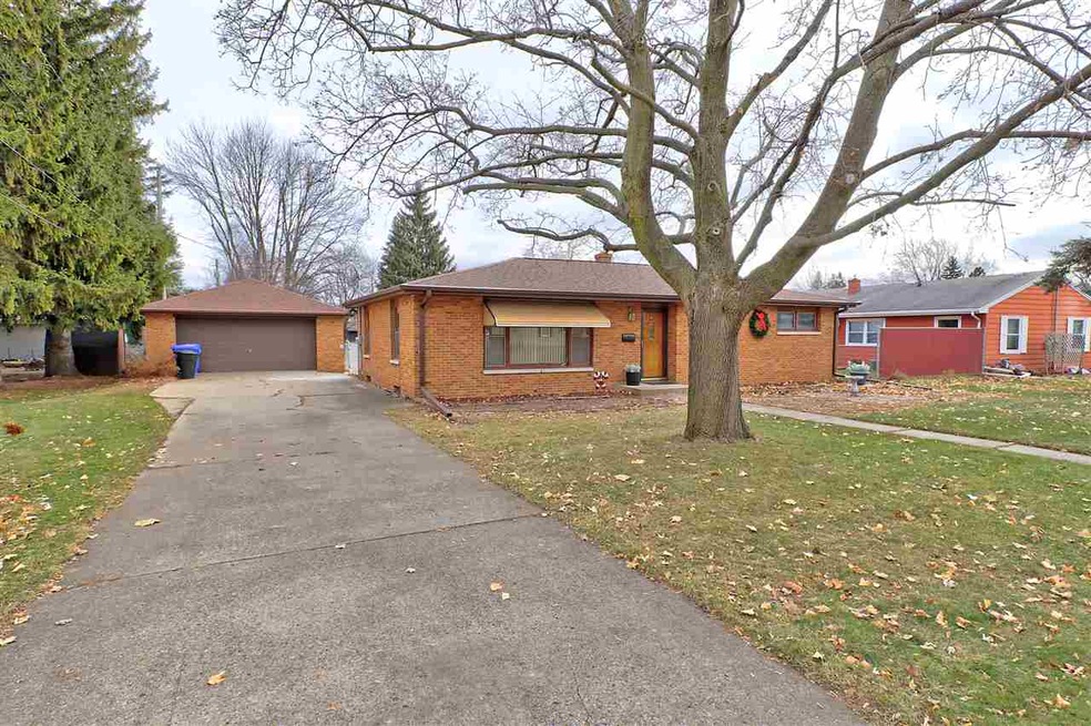 1800 N Mason St, Appleton, WI 54914 - photo 1