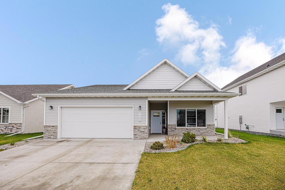 For Sale $349,900 • Co-Listing Agent