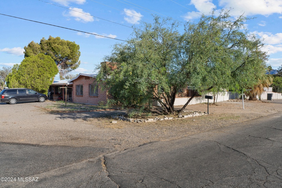 2355 N Sahuara SE Elevation