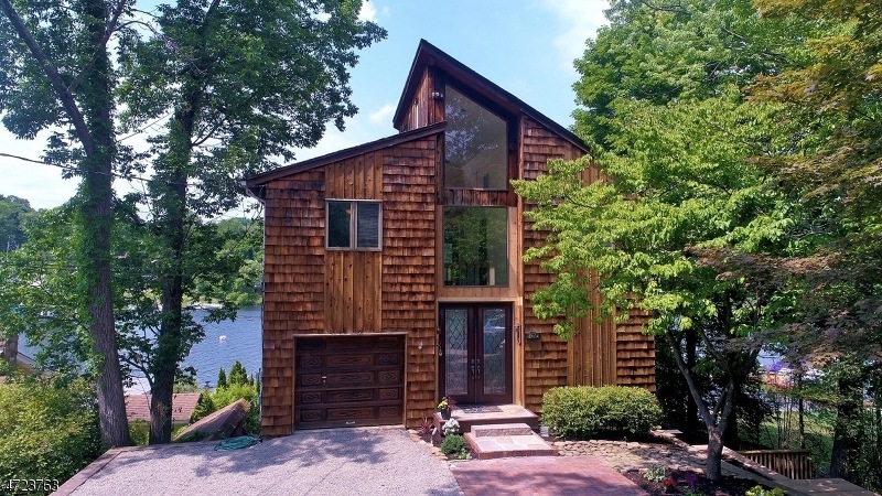 1 Cove Rd, Hopatcong, NJ 07843 - photo 1