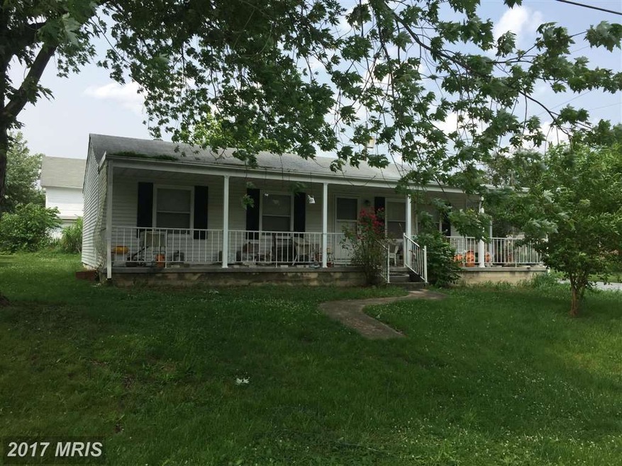 391 Brown St, Strasburg, VA 22657 - photo 1