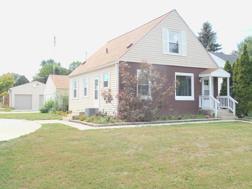 297 E Jeffrey Place, Columbus, OH 43214 - photo 1